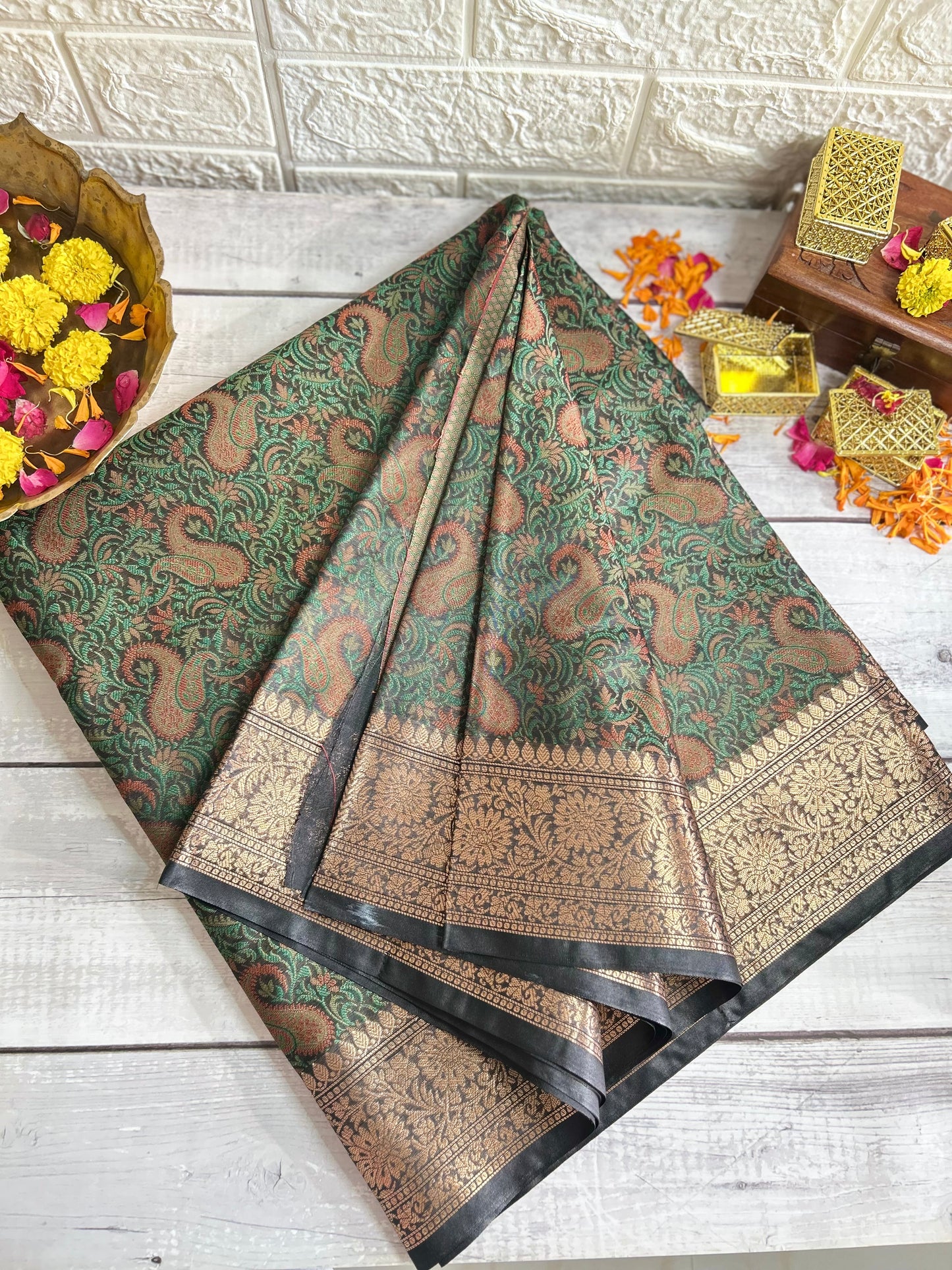 Banarasi Silk in Pashmina Design Saree