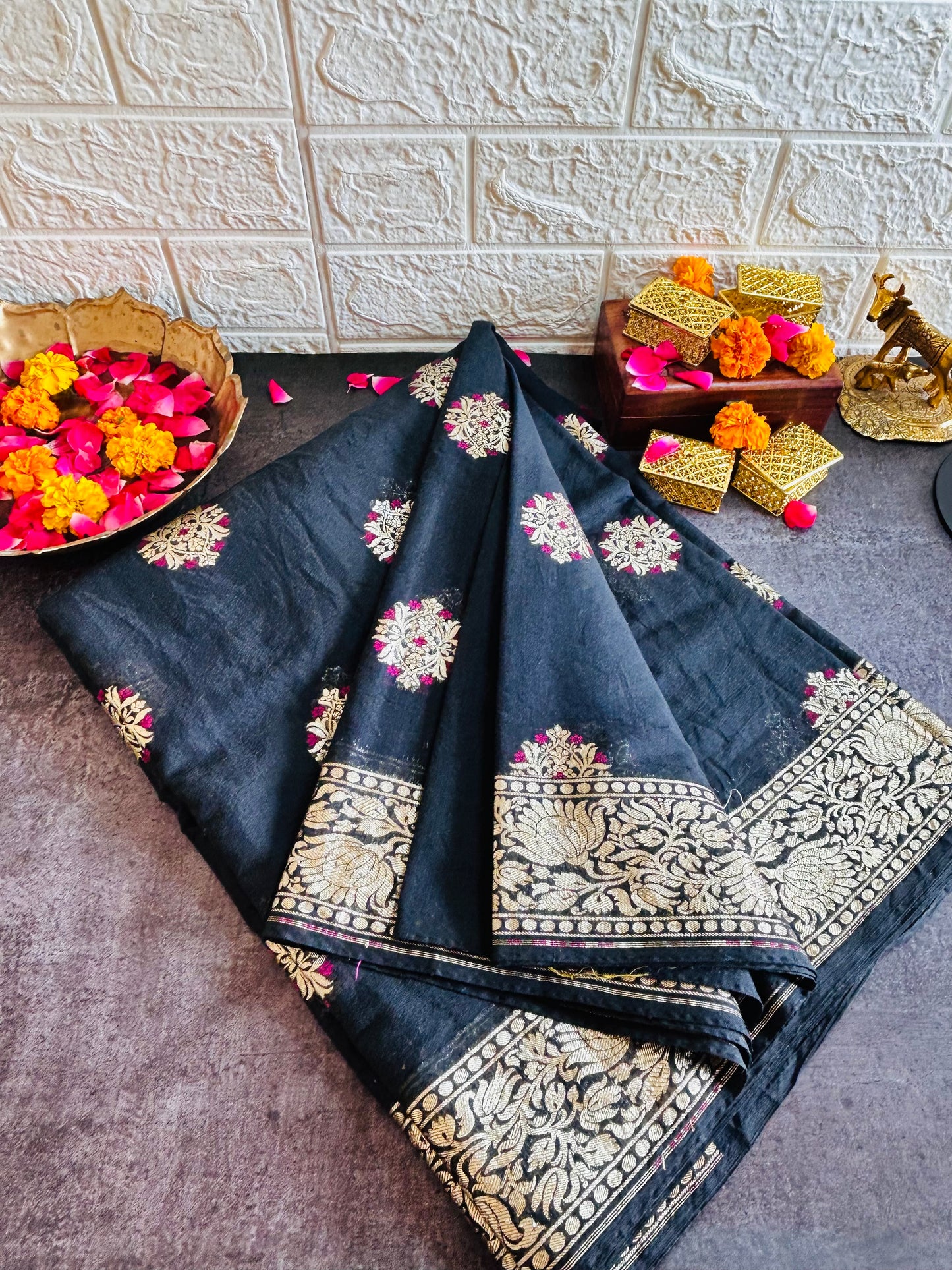 Banarasi Munga Muslin Saree