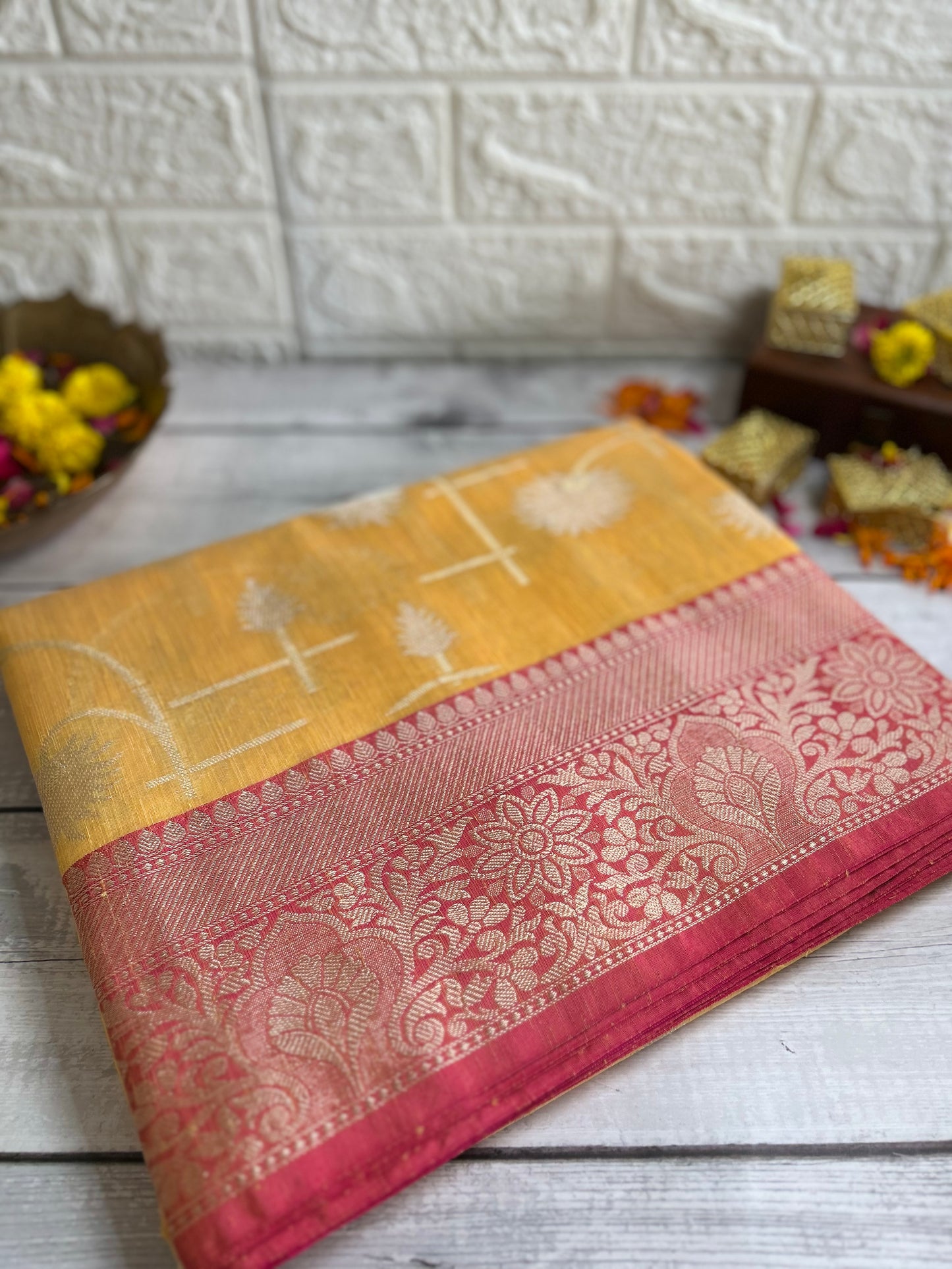 Banarasi Matka Silk Saree