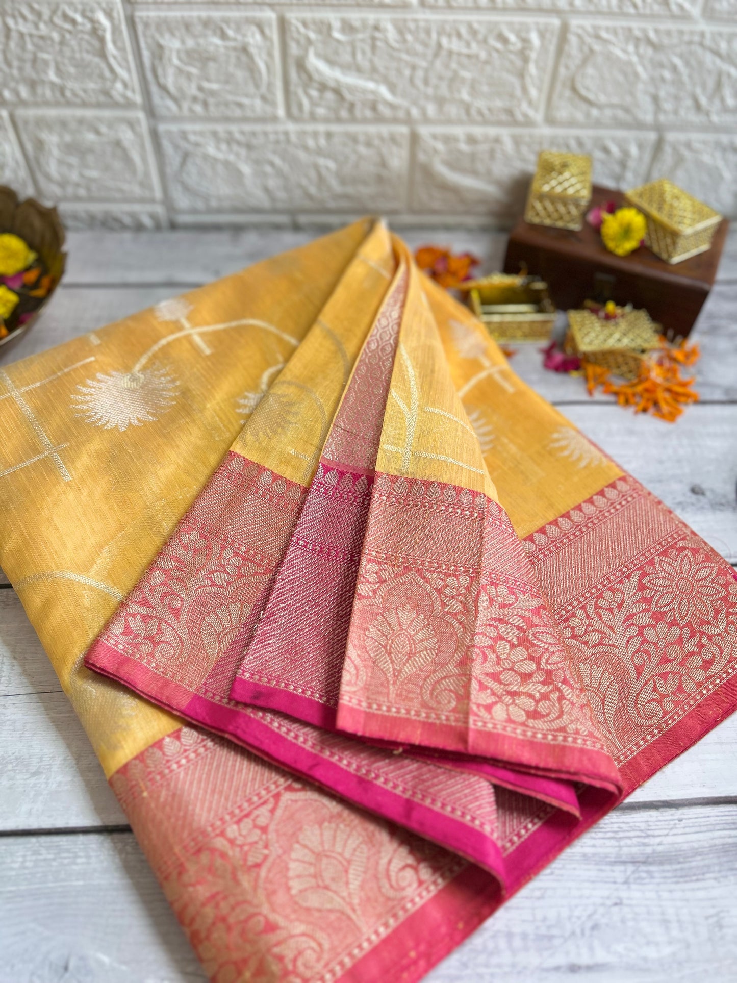 Banarasi Matka Silk Saree